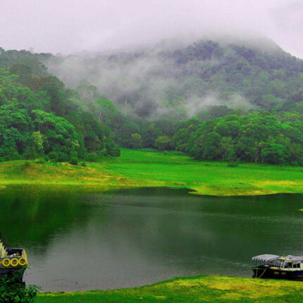7 DAYS/ 6 NIGHTS MUNNAR, THEKKADY, ALLEPPEY, KOVALAM